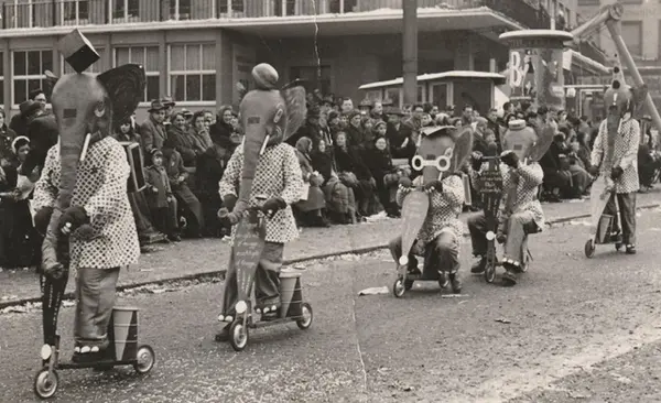 Dachlugge-Spinner 1956